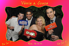 Fotos do evento Vânia e Souza - 18.11.11. Foto numero 34 da Social Click Fotografia Digital, do Rio de Janeiro, RJ, que faz fotos divertidas, fotos malucas, fotos com fantasias, fotos na hora, fotografia maluca, fotografia divertida com molduras personalizadas. fotos divertidas malucas foto maluca animadas animado rj rio de janeiro divertida fantasia animada fotografia noiva fotógrafa retrato social fotografias para casamento noivos