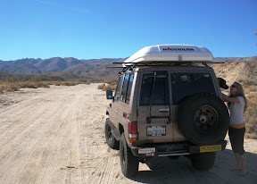 Waiting for Linda at the Carrizo Creek/Gorge turnoff
