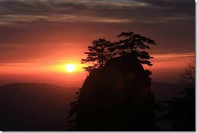 Mount Huang Shan sun rise 08
