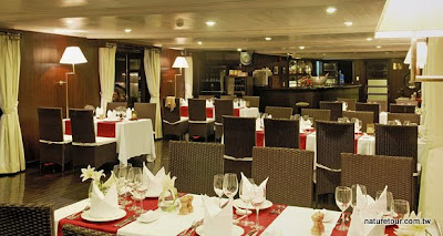 Dining-Room-2-low.jpg