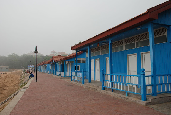 Qingdao - Plage N2 - Les cabines bleues