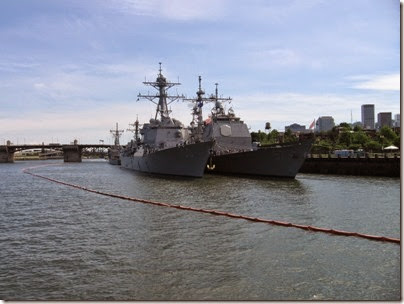 IMG_0970 Arleigh Burke-class Destroyer USS Kidd (DDG-100) & Ticonderoga-class Guided Missile Cruiser USS Lake Champlain (CG-57) in Portland, Oregon on June 8, 2008