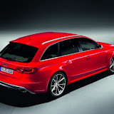 Audi_RS4_Avant_08.jpg