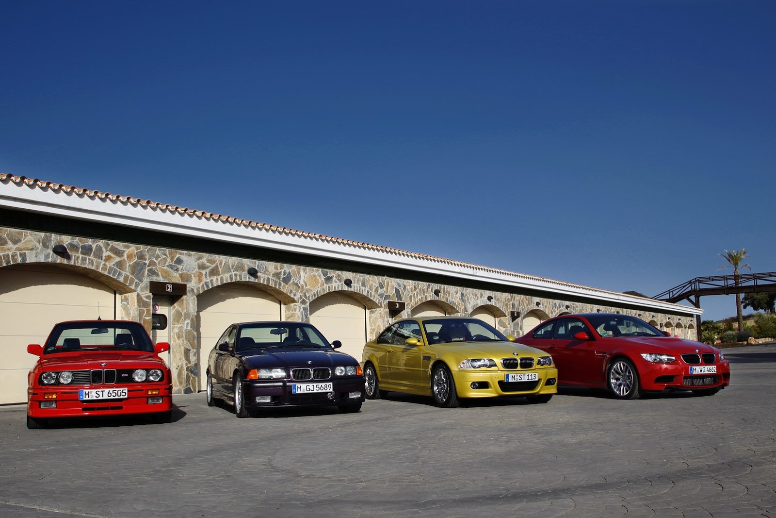 BMW-M3-E92-Coupe-Last-One-6%25255B2%25255D.jpg