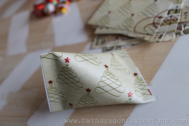 Sour Cream Container Advent Place Setting (8)