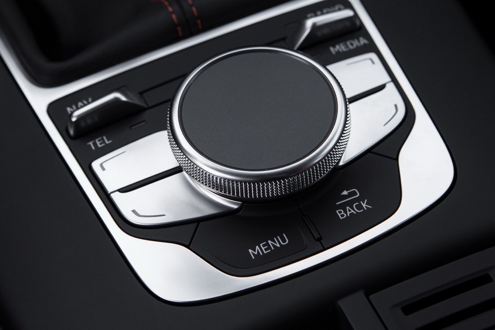 [Audi-CES-2013-24%255B2%255D.jpg]