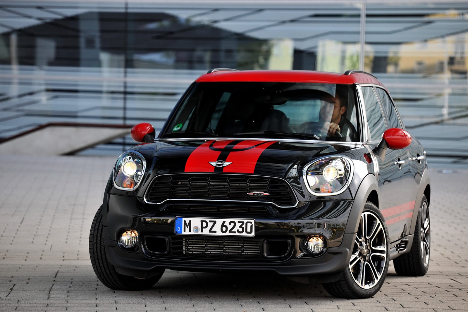 [2013-Mini-Countryman-JCW-41%255B2%255D.jpg]