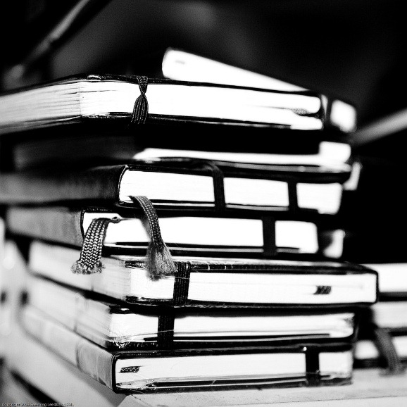 [Books%2520B%2526W%255B4%255D.jpg]