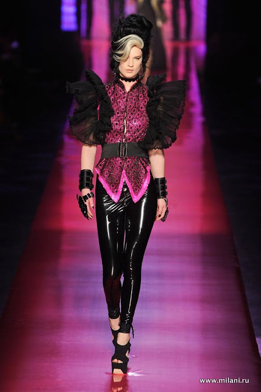 jean-paul-gaultier-haute-couture-spring-2012-pfw87.jpg