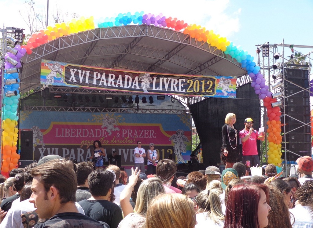 [parada%2520gay%2520Porto%2520Alegre%25202012%252001%255B5%255D.jpg]