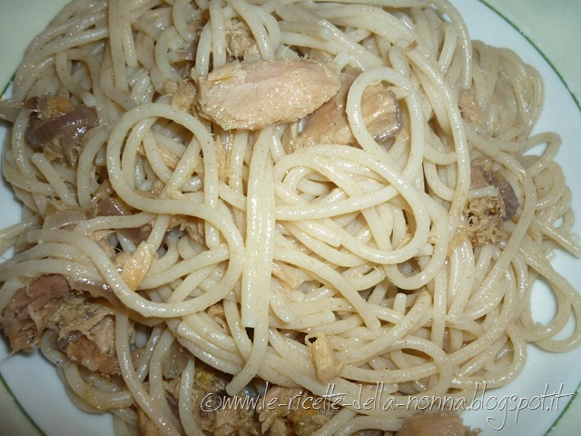 [Spaghetti-di-farro-con-tonno-e-cipol%255B4%255D.jpg]
