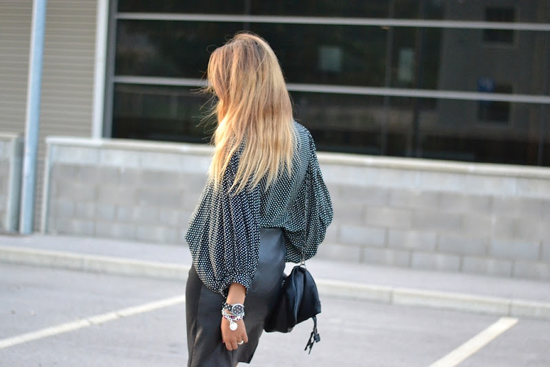 Jolie Moi, H&M, H&M skirt, Zara Shoes, Zara Glitter Shoes, Glitter Shoes, Primark, Primark Earrings, Ziba Bracelet, fashion Blogger, Italian Fashion Blogger, Street Style, Best Fashion Blogger