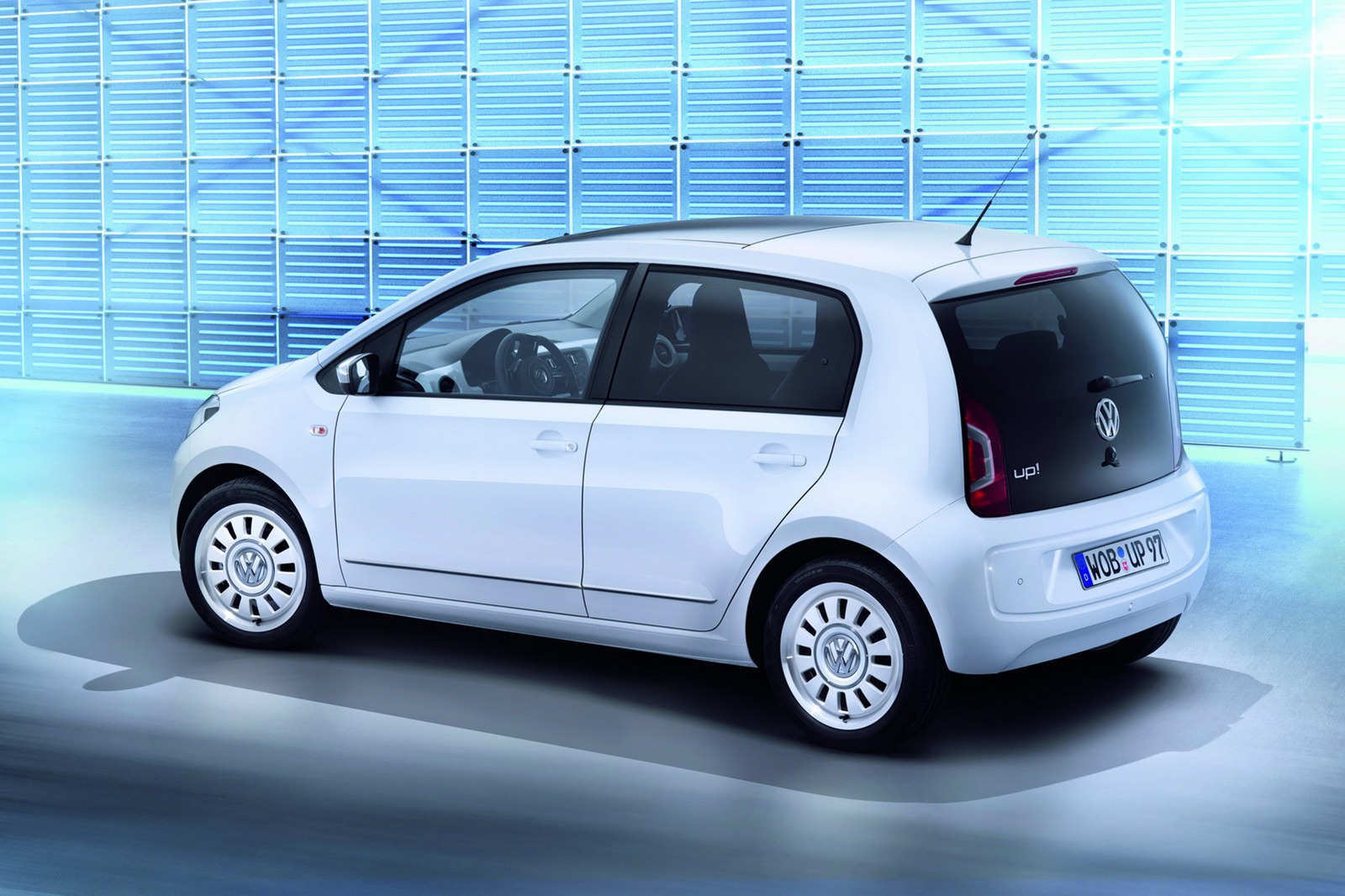 Volkswagen-Up-5door-6[2].jpg