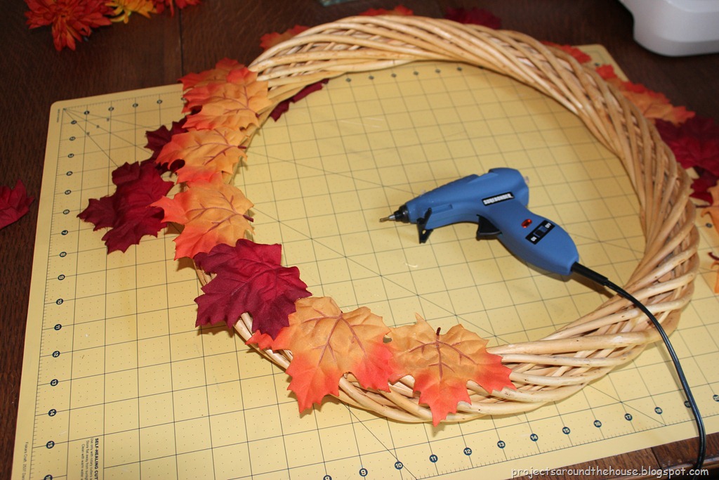 [fall%2520wreath%25202%255B3%255D.jpg]