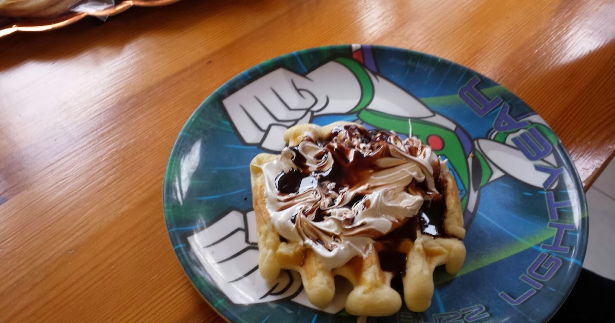 Green Beach Sox Smores pancakes and Homemade marshmallow fluff