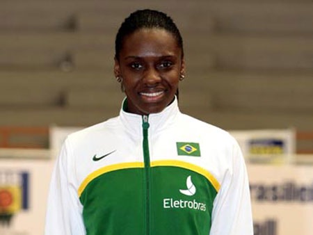 [Micaela-basquete-450x338-gasparnobregacbb-070611%255B4%255D.jpg]
