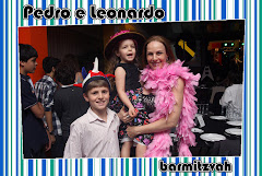 Fotos do evento Pedro e Leonardo - 10.12.11. Foto numero 27 da Social Click Fotografia Digital, do Rio de Janeiro, RJ, que faz fotos divertidas, fotos malucas, fotos com fantasias, fotos na hora, fotografia maluca, fotografia divertida com molduras personalizadas. fotos divertidas malucas foto maluca animadas animado rj rio de janeiro divertida fantasia animada com fotografos casamento fotógrafos para festas 15 anos