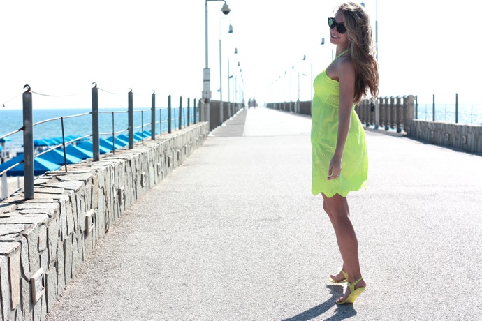 neon beach dress, neon victoria secrets bikini, Colin stuart neon flats