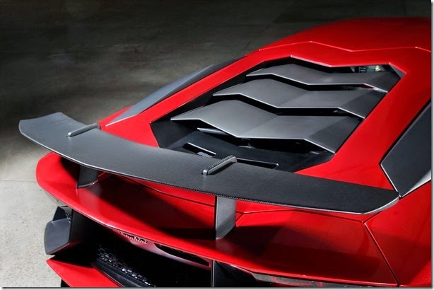 Lamborghini-Aventador-SV-Carscoops15