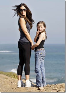 06-22-08 Santa Monica, CA USA

NON_EXCLUSIVE:  Kate Beckinsale and family, husband Len Wiseman and daughter Lily have lunch in Santa Monica.

Non_Exclusive Pix by V/KO/JD Â©2008
