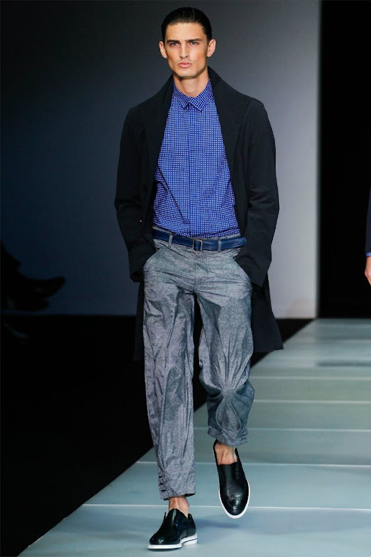 Milan Fashion Week Primavera 2012 - Giorgio Armani (53)