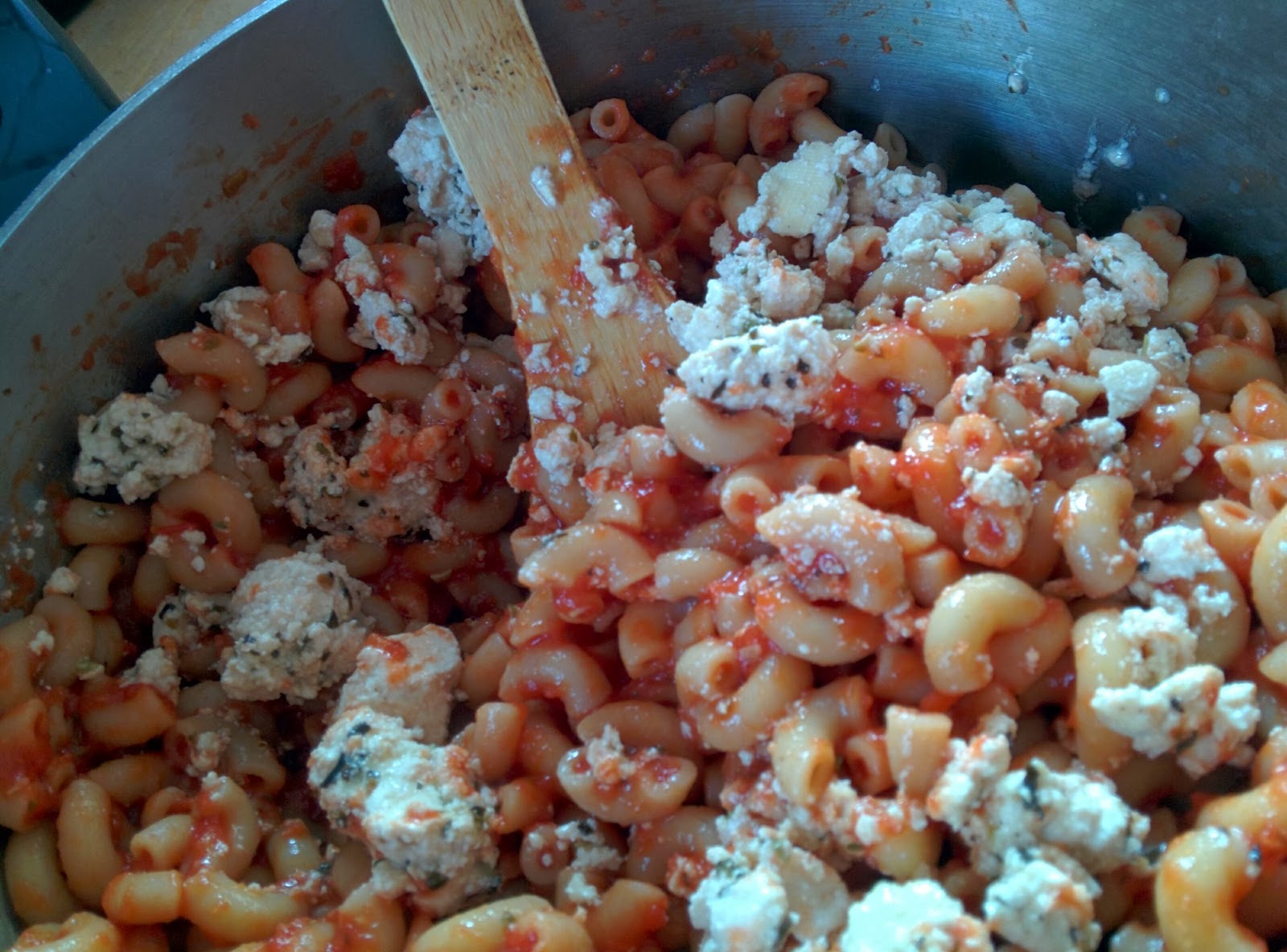 WholeFoodVegan Whole Wheat Elbow Pasta with Heidi Ho Feta Crumbles