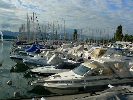 Weekend in Geneva: Boat parking
