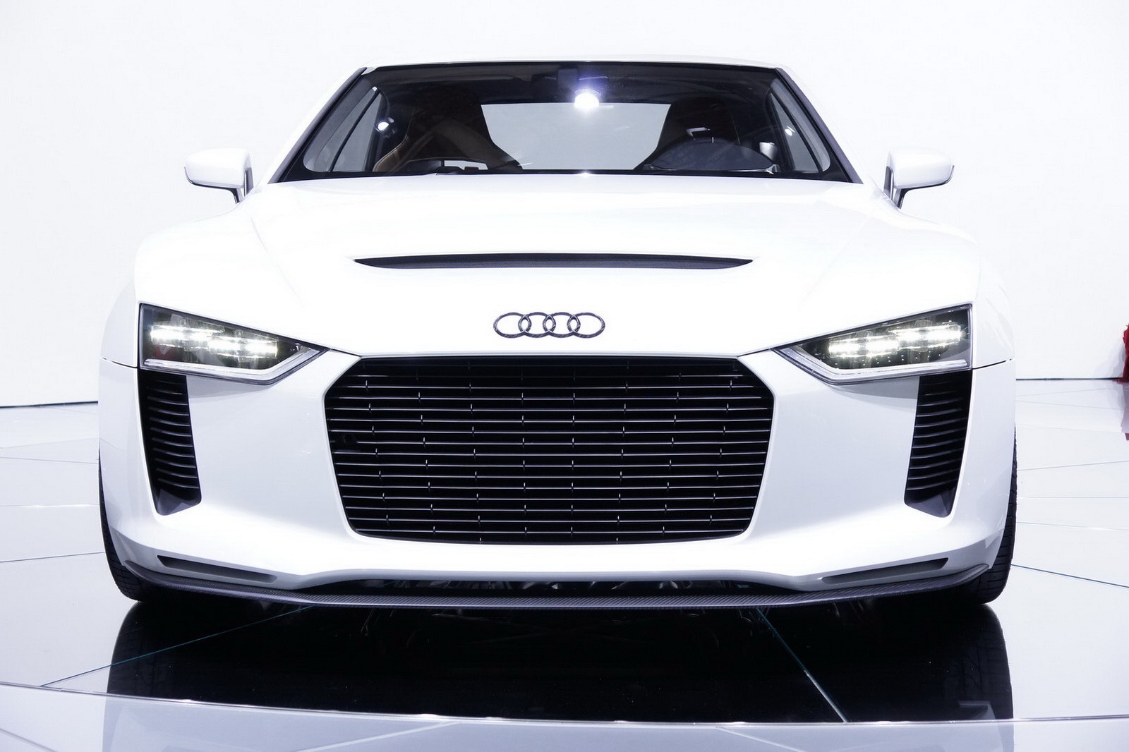 [Audi-Quattro-Concept-4%255B2%255D.jpg]