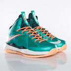 Gallery: Nike LeBron X Miami Setting or Dolphins if you Like nike lebron 10 gr miami dolphins 3 01 Gallery: Nike LeBron X Miami Setting or Dolphins if you Like