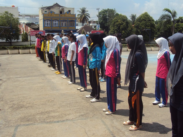 [Pengurus%2520Daerah%2520Purna%2520Paskibraka%2520Kuantan%2520Singingi%25202012-2016%2520Adakan%2520Pelatihan%2520Untuk%2520Siswa%25204%255B3%255D.jpg]