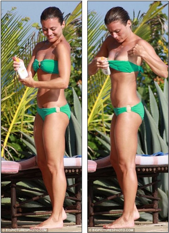 Zoe Hardman green bandeau bikini 02