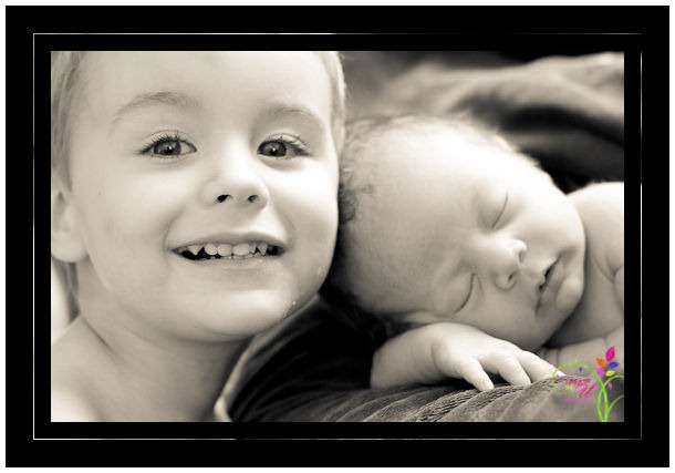 [NewbornSiblings-3283%255B3%255D.jpg]