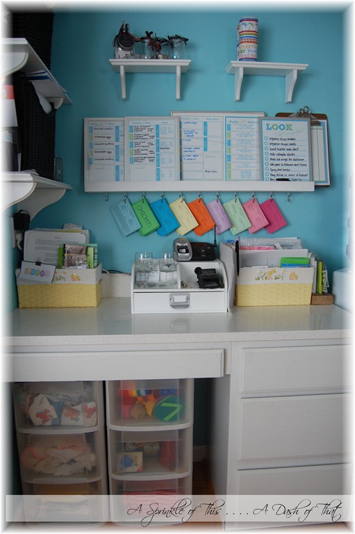 [Desk-area-with-plastic-storage-drawe%255B7%255D.jpg]