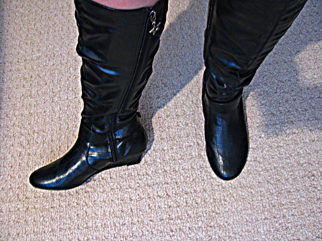 [boots%25201%255B6%255D.jpg]