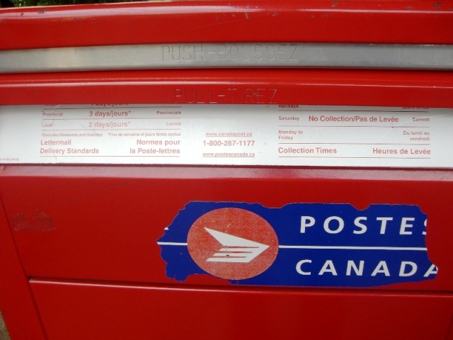 [Details%2520written%2520on%2520letterbox%255B9%255D.jpg]