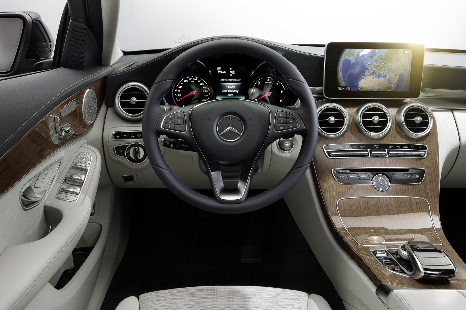 [2015-Mercedes-C-Class-52%255B3%255D.jpg]