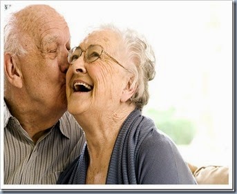 casal-idoso-feliz