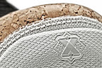 nike lebron 10 gr cork championship 9 04 @KingJames Wears NSWs Nike LeBron X Cork Off the Court