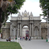'Eingangstor des Dolmabahçe Sarayı'