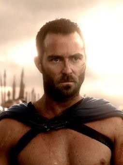 300 Rise of an Empire Photos with Sullivan Stapleton as Themistokles 02