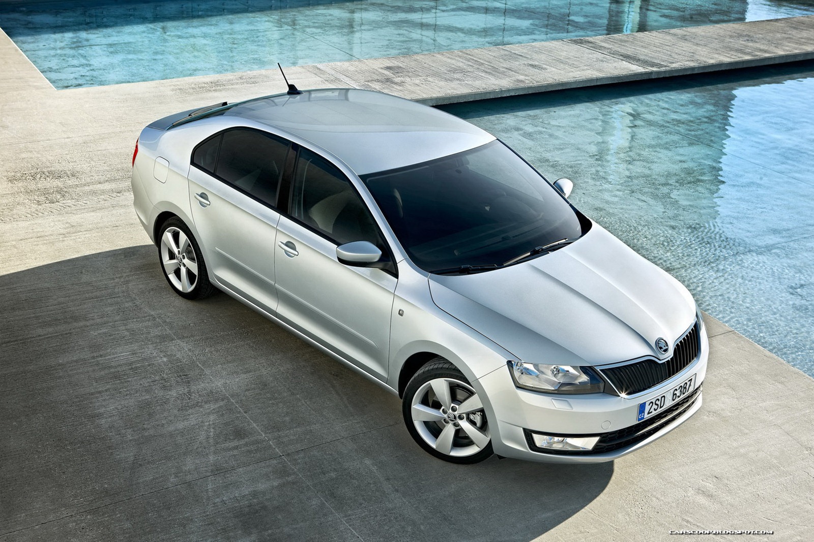 [2013-Skoda-Rapid-75%255B2%255D.jpg]