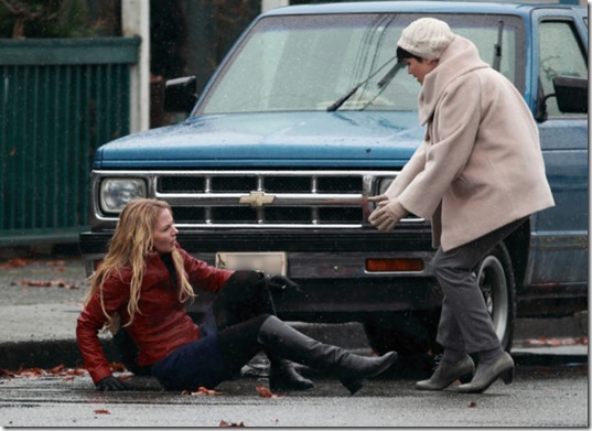 celebrities-falling-down-2
