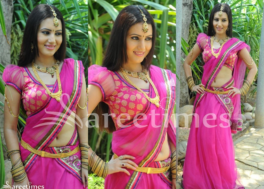[Anu_Smruthi_Ruffeld_Sleeves_Saree_Blouse%255B4%255D.jpg]