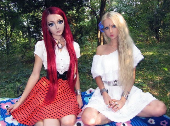 [real-life-dolls-together-2%255B2%255D.jpg]