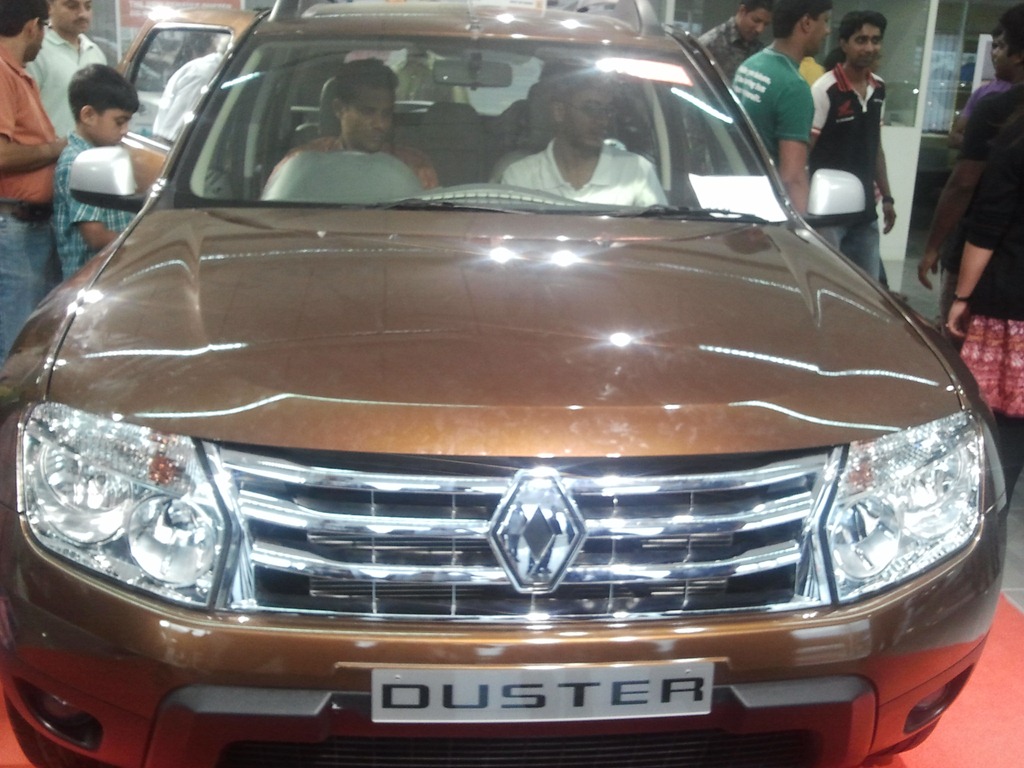 [Renault%2520Duster%2520Front%255B3%255D.jpg]
