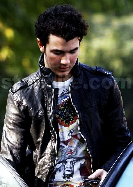 [Kevin%2520Jonas%2520Crowley%255B7%255D.jpg]