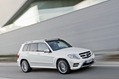 2013-Mercedes-Benz-GLK-3_thumb.jpg?imgmax=800
