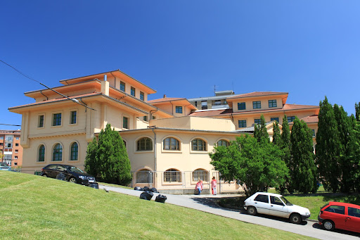 Edificio del centro, fachada posterior