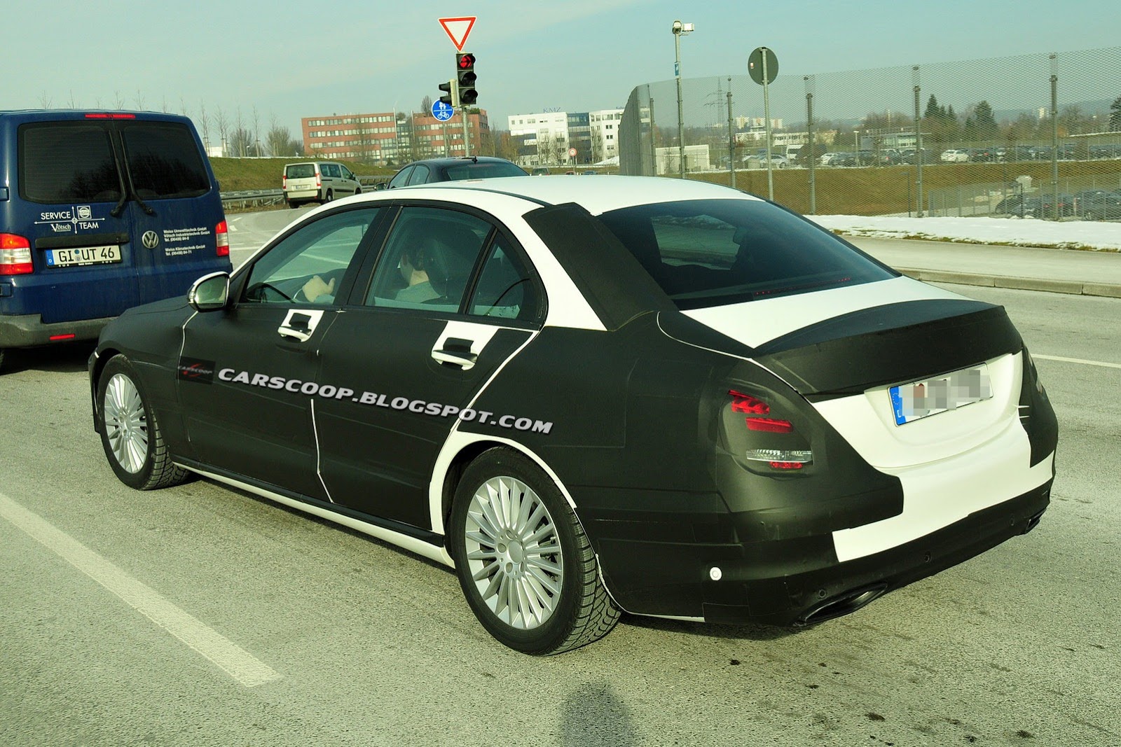 [2014-Mercedes-C-Class-Saloon-CarScoop6%255B3%255D.jpg]