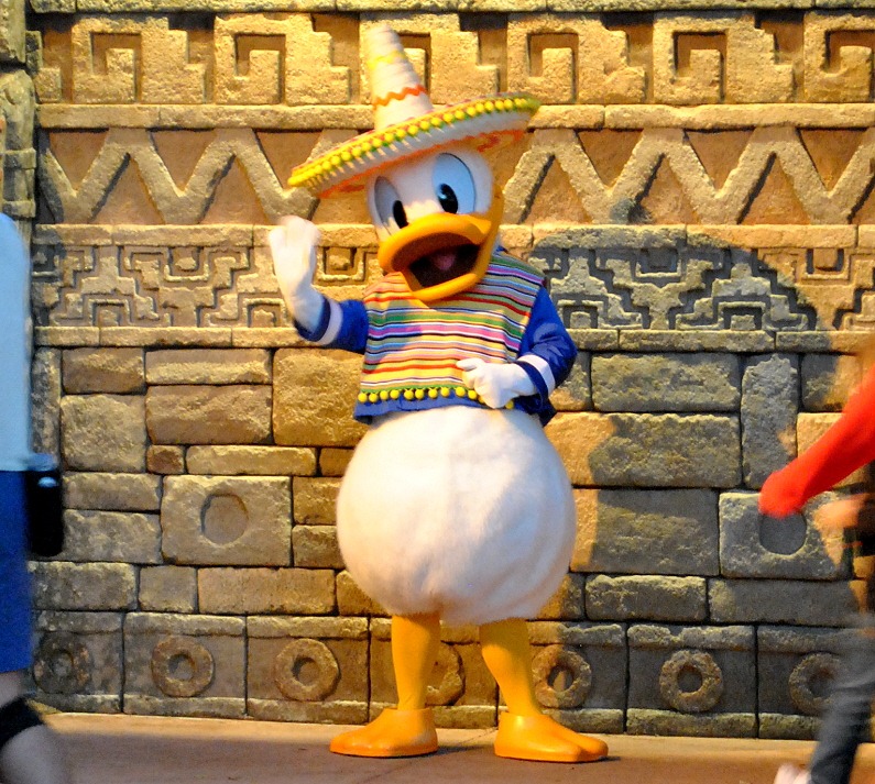 [18---Donald-Duck-in-Spain4.jpg]